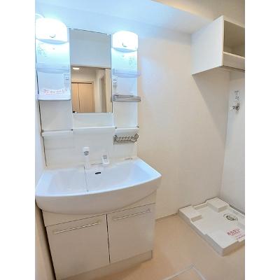 ビオーラ　Ｂ 201【管理NO：1-019377202-02010】 ★家具家電は申し込み後に搬入しますの物件画像