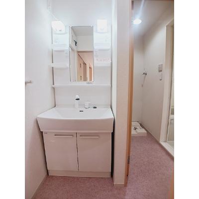 ラ・ルーチェⅠ 201【管理NO：1-019062301-02010】 ★家具家電は申し込み後に搬入しますの物件画像