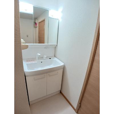 ロイヤルパークＡ 201【管理NO：1-010585001-02010】 ★家具家電は申し込み後に搬入しますの物件画像