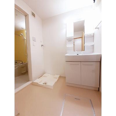 アイリー　Ｃ 201【管理NO：1-018533803-02010】 ★家具家電は申し込み後に搬入します 2026年09月下旬入居可能の物件画像