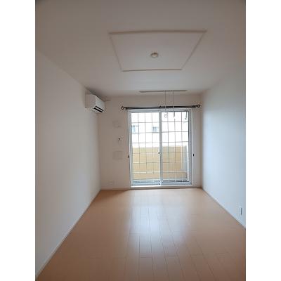ジベルニーⅡ 102【管理NO：1-018006202-01020】 ★家具家電は申し込み後に搬入しますの物件画像