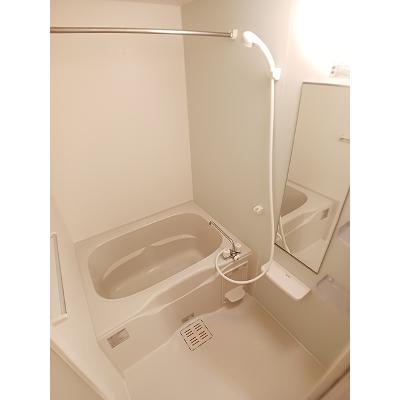 ジェルメⅡ 102【管理NO：1-015762201-01020】 ★家具家電は申し込み後に搬入します★の物件画像