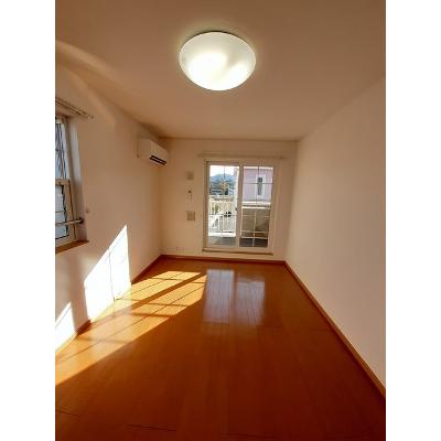 クレアトゥール　Ｂ 201【管理NO：1-013862202-02010】 ★家具家電は申し込み後に搬入しますの物件画像