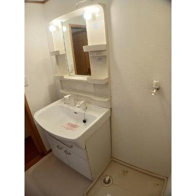 リヴァー 203【管理NO：1-013110701-02030】 ★家具家電は申し込み後に搬入しますの物件画像