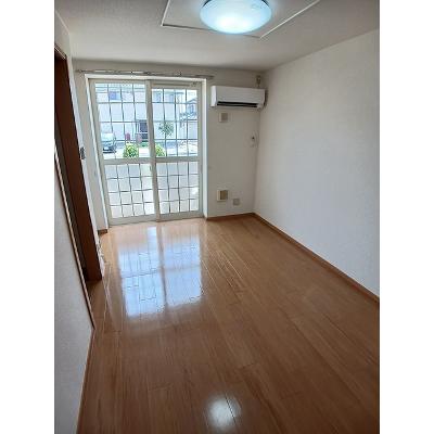 サンリット 102【管理NO：1-012254401-01020】 ★家具家電は申し込み後に搬入します★の物件画像