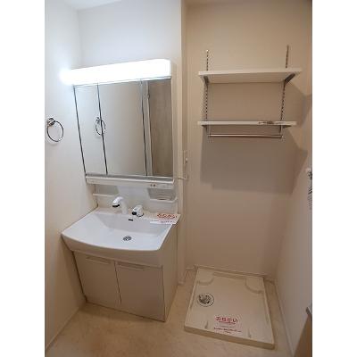 ラ・アルコバレーノ 102【管理NO：1-025318701-01020】 ★家具家電は申し込み後に搬入しますの物件画像