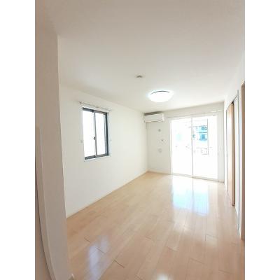 コンフォリアⅡ 101【管理NO：1-022898302-01010】 ★家具家電は申し込み後に搬入しますの物件画像