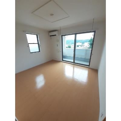 コスモス　Ⅱ 102【管理NO：1-019467602-01020】 ★家具家電は申し込み後に搬入しますの物件画像