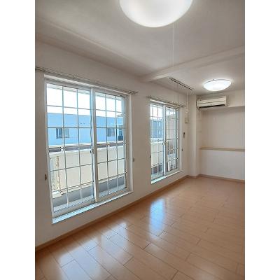イースト　ウインド 204【管理NO：1-016916501-02040】 ★家具家電は申し込み後に搬入しますの物件画像