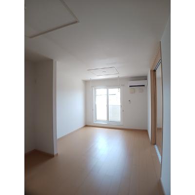 プラシード 202【管理NO：1-016702401-02020】 ★家具家電は申し込み後に搬入します★の物件画像