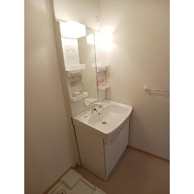 ソレイユコートＳ 103【管理NO：1-016408803-01030】 ★家具家電は申し込み後に搬入します★の物件画像