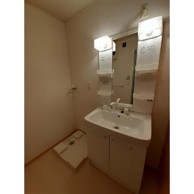 グローリーⅢ 101【管理NO：1-014985701-01010】 ★家具家電は申し込み後に搬入しますの物件画像