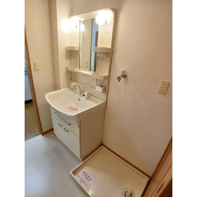Ｇｒａｎｄ　Ｌｅａｇａ 403【管理NO：1-013873801-04030】 ★家具家電は申し込み後に搬入しますの物件画像