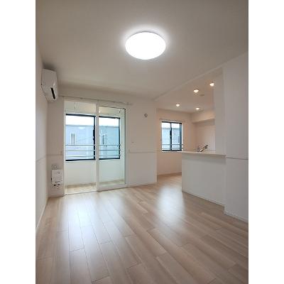 ヒカルサ熊谷肥塚Ⅰ 202【管理NO：1-028560801-02020】 ★家具家電は申し込み後に搬入します★の物件画像
