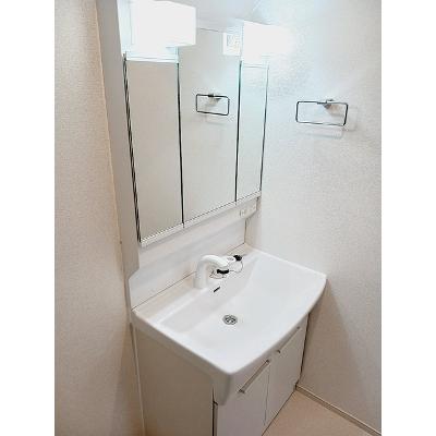 ヒカルサ熊谷サウス 101【管理NO：1-028423201-01010】 ★家具家電は申し込み後に搬入しますの物件画像