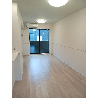 エンドア 102【管理NO：1-028335601-01020】 ★家具家電は申し込み後に搬入しますの物件画像