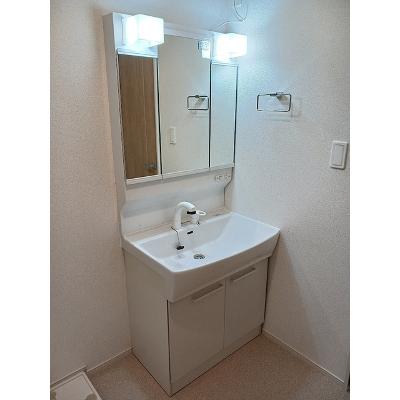 コーチェ 101【管理NO：1-028308901-01010】 ★家具家電は申し込み後に搬入しますの物件画像