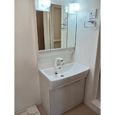 ノーブルイースト上柴 105【管理NO：1-028552401-01050】 ★家具家電は申し込み後に搬入しますの物件画像