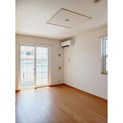 ベリー・フィールド 101【管理NO：1-014339501-01010】 ★家具家電は申し込み後に搬入しますの物件画像