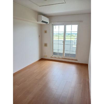 サン・カルムＢ 202【管理NO：1-013945102-02020】 ★家具家電は申し込み後に搬入しますの物件画像