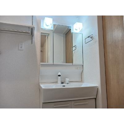 アルドーレⅡ 101【管理NO：1-028350701-01010】 ★家具家電は申し込み後に搬入します★の物件画像