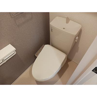 セナ 102【管理NO：1-028337901-01020】 ★家具家電は申し込み後に搬入します★の物件画像