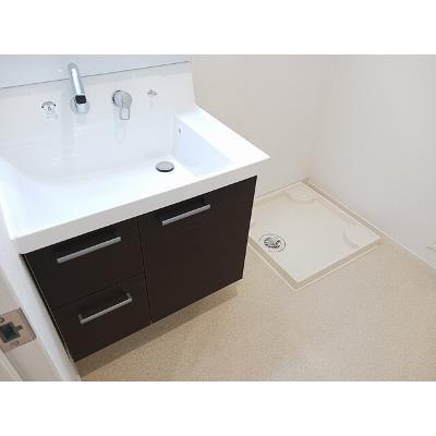 ジャルディーノ　アルソーレ 103【管理NO：1-028216301-01030】 ★家具家電は申し込み後に搬入しますの物件画像
