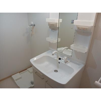 赤坂レジデンス 305【管理NO：1-016298401-03050】 ★家具家電は申し込み後に搬入しますの物件画像