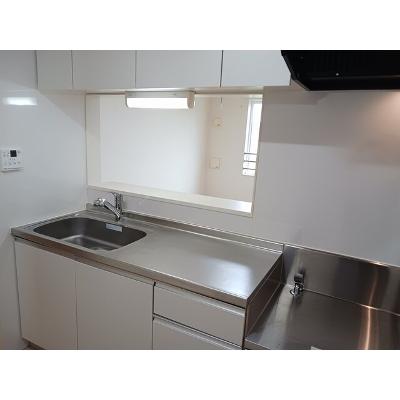 ＲＥＮ　Ⅴ 203【管理NO：1-022664802-02030】 ★家具家電は申し込み後に搬入しますの物件画像