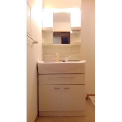 アルドール 201【管理NO：1-015089601-02010】 ★家具家電は申し込み後に搬入します 2026年08月上旬入居可能の物件画像