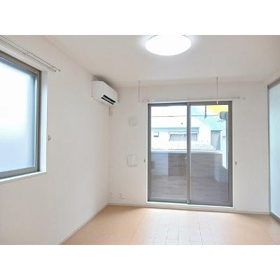 リラ　トゥルペ 101【管理NO：1-020918401-01010】 ★家具家電は申し込み後に搬入します 2026年07月下旬入居可能の物件画像