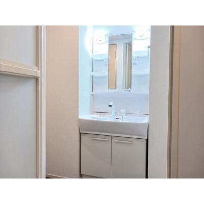 リラ　トゥルペ 101【管理NO：1-020918401-01010】 ★家具家電は申し込み後に搬入します 2026年07月下旬入居可能の物件画像