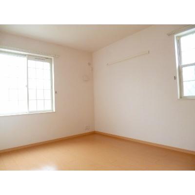 ルックス・ベリターティス 101【管理NO：1-016688801-01010】 ★家具家電は申し込み後に搬入します 2026年07月下旬入居可能の物件画像
