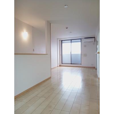 ラ　ルーチェ 403【管理NO：1-019446301-04030】 ★家具家電は申し込み後に搬入しますの物件画像