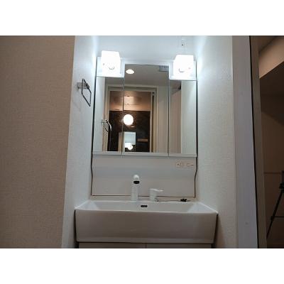ブランルミエール 101【管理NO：1-028568501-01010】 ★家具家電は申し込み後に搬入しますの物件画像