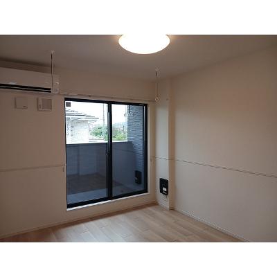 カーサ・コンソラータ 204【管理NO：1-028389101-02040】 ★家具家電は申し込み後に搬入しますの物件画像
