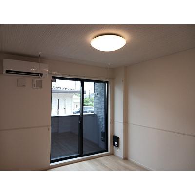 カーサ・コンソラータ 104【管理NO：1-028389101-01040】 ★家具家電は申し込み後に搬入しますの物件画像