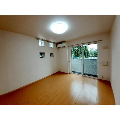 ソレイユ・エス 101【管理NO：1-017573401-01010】 ★家具家電は申し込み後に搬入しますの物件画像
