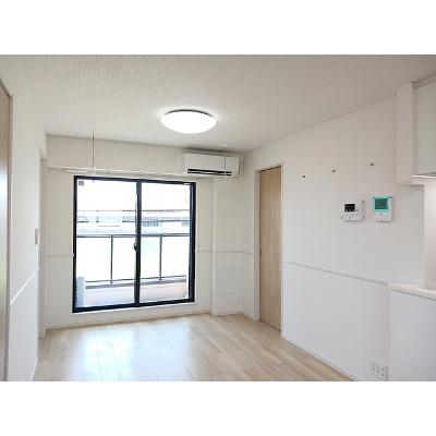 カーサ・ヴェルデ 203【管理NO：1-028652201-02030】 ★家具家電は申し込み後に搬入します★ ★2026年09月上旬入居可能★の物件画像