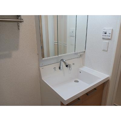カーサ・ヴェルデ 101【管理NO：1-028652201-01010】 ★家具家電は申し込み後に搬入します★ ★2026年09月上旬入居可能★の物件画像