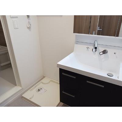 ル・ボワ 101【管理NO：1-028228101-01010】 ★家具家電は申し込み後に搬入します★の物件画像