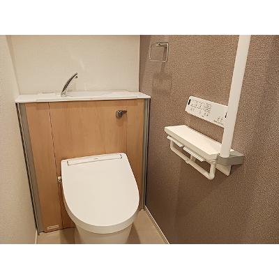 エリオス 205【管理NO：1-028224801-02050】 ★家具家電は申し込み後に搬入します★の物件画像