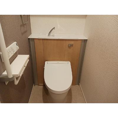 エリオス 104【管理NO：1-028224801-01040】 ★家具家電は申し込み後に搬入します★の物件画像