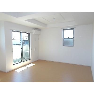 カーサ　デ　ファミリオⅡ 203【管理NO：1-018714801-02030】 ★家具家電は申し込み後に搬入しますの物件画像
