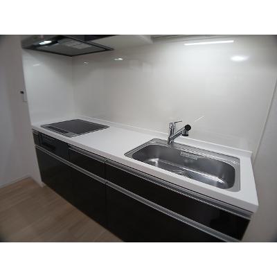 プラシード 102【管理NO：1-028627801-01020】 ★家具家電は申し込み後に搬入します★の物件画像