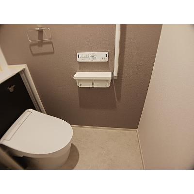 プラシード 102【管理NO：1-028627801-01020】 ★家具家電は申し込み後に搬入します★の物件画像