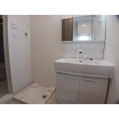 ヒカルサ川口芝西 303【管理NO：1-028499901-03030】 ★家具家電は申し込み後に搬入します★の物件画像