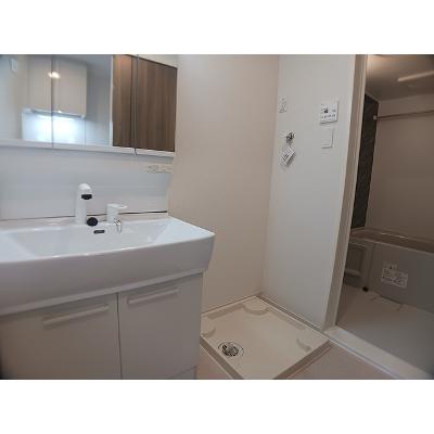 ヒカルサ川口芝西 204【管理NO：1-028499901-02040】 ★家具家電は申し込み後に搬入します★の物件画像