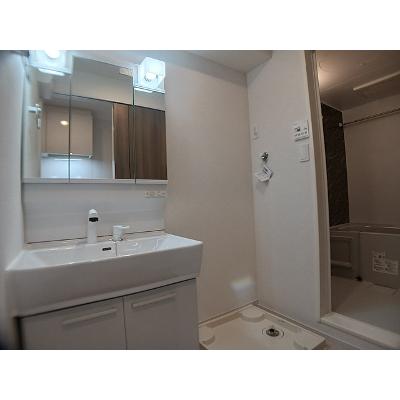 ヒカルサ川口芝西 104【管理NO：1-028499901-01040】 ★家具家電は申し込み後に搬入します★の物件画像