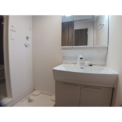 ヒカルサ川口芝西 101【管理NO：1-028499901-01010】 ★家具家電は申し込み後に搬入します★の物件画像